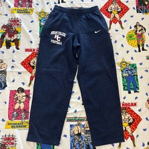Navy Blue Nike Sweatpants Embroidered Logo On Left Leg Relaxed Fit Size Medium